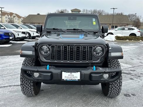 Used 2024 Jeep Wrangler Unlimited Rubicon 4xe image 6