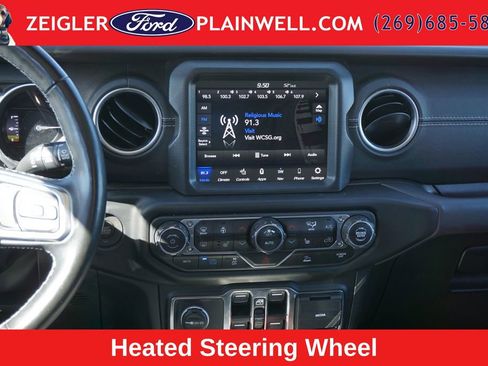 Used 2023 Jeep Wrangler Unlimited Sahara w/ Cold Weather Group AWD/4WD image 14