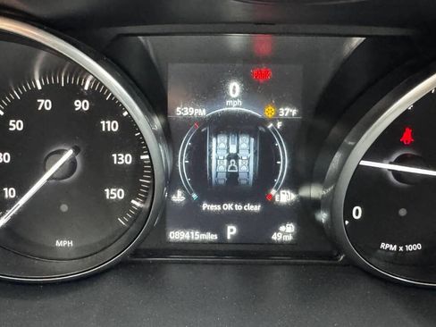 Used 2018 Land Rover Range Rover Evoque image 25