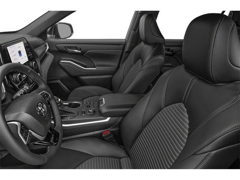 New 2026 Toyota Highlander XSE image 12