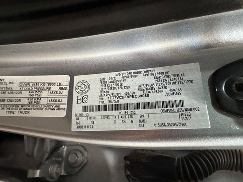 Used 2023 Ford F250 Lariat w/ Lariat Ultimate Package image 56