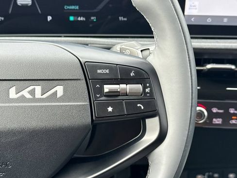 New 2026 Kia EV6 Light RWD image 30