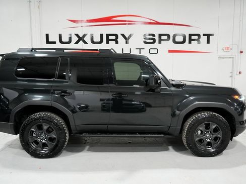 Used 2024 Lexus GX 550 image 7