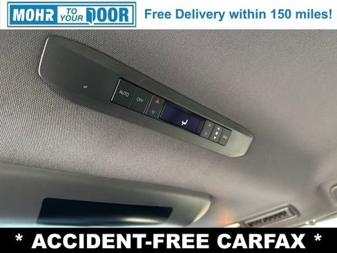 Used 2023 Toyota Sienna XSE image 34