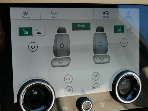 Used 2019 Land Rover Range Rover Long Wheelbase Supercharged image 34