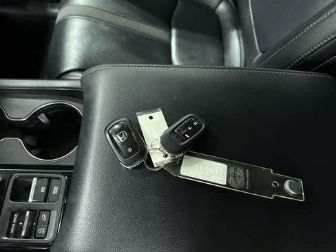 Used 2023 Honda Pilot EX-L image 34