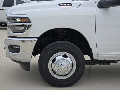 New 2026 RAM 3500 Tradesman w/ Chrome Appearance Group A AWD/4WD image 6
