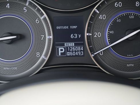Used 2012 INFINITI QX56 4WD w/ Deluxe Touring Pkg image 59