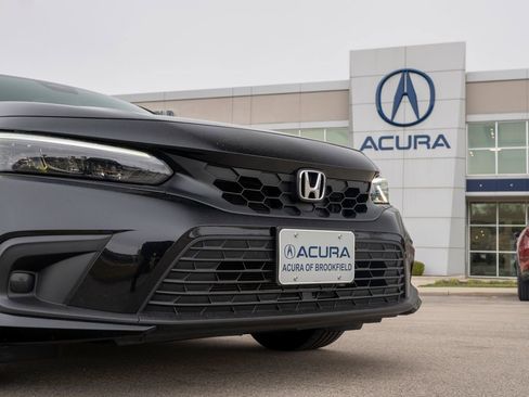 Used 2024 Honda Civic Sport image 2