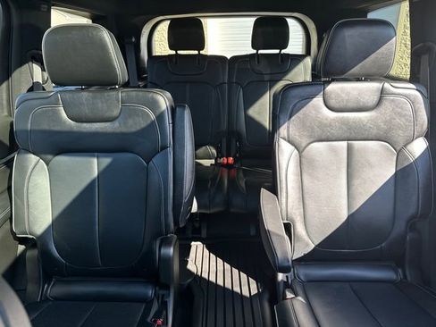 Used 2024 Jeep Grand Cherokee L Overland w/ Rear Seat Video Group I image 38