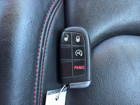 Used 2018 Jeep Renegade Trailhawk AWD/4WD image 37