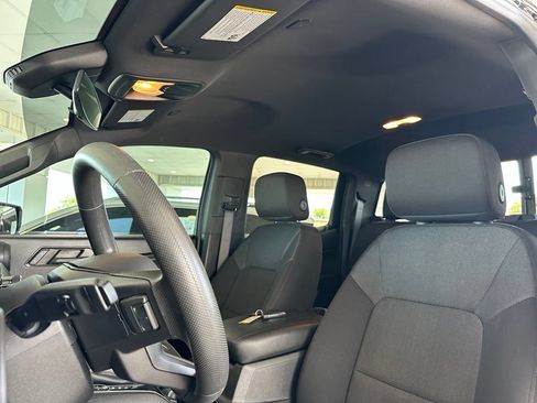 Used 2023 Chevrolet Colorado Trail Boss w/ Technology Package AWD/4WD image 14