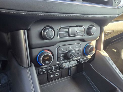 Used 2024 Chevrolet Tahoe LT image 30