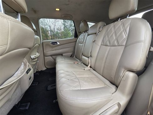 Used 2020 Nissan Pathfinder SV w/ Cargo Package image 17