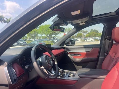 Used 2025 MAZDA CX-70 Plug-In Hybrid w/ Premium Plus AWD/4WD image 39