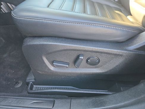 Certified 2024 Ford Edge SEL w/ Convenience Package image 12