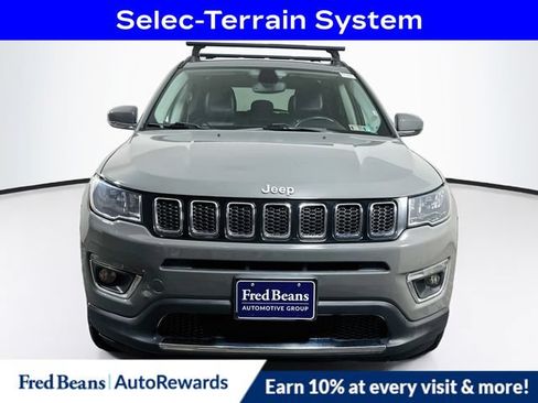 Used 2019 Jeep Compass Limited AWD/4WD image 2