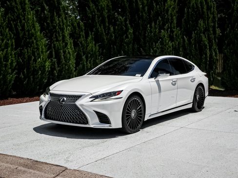 Used 2018 Lexus LS 500 w/ Luxury Package RWD image 5