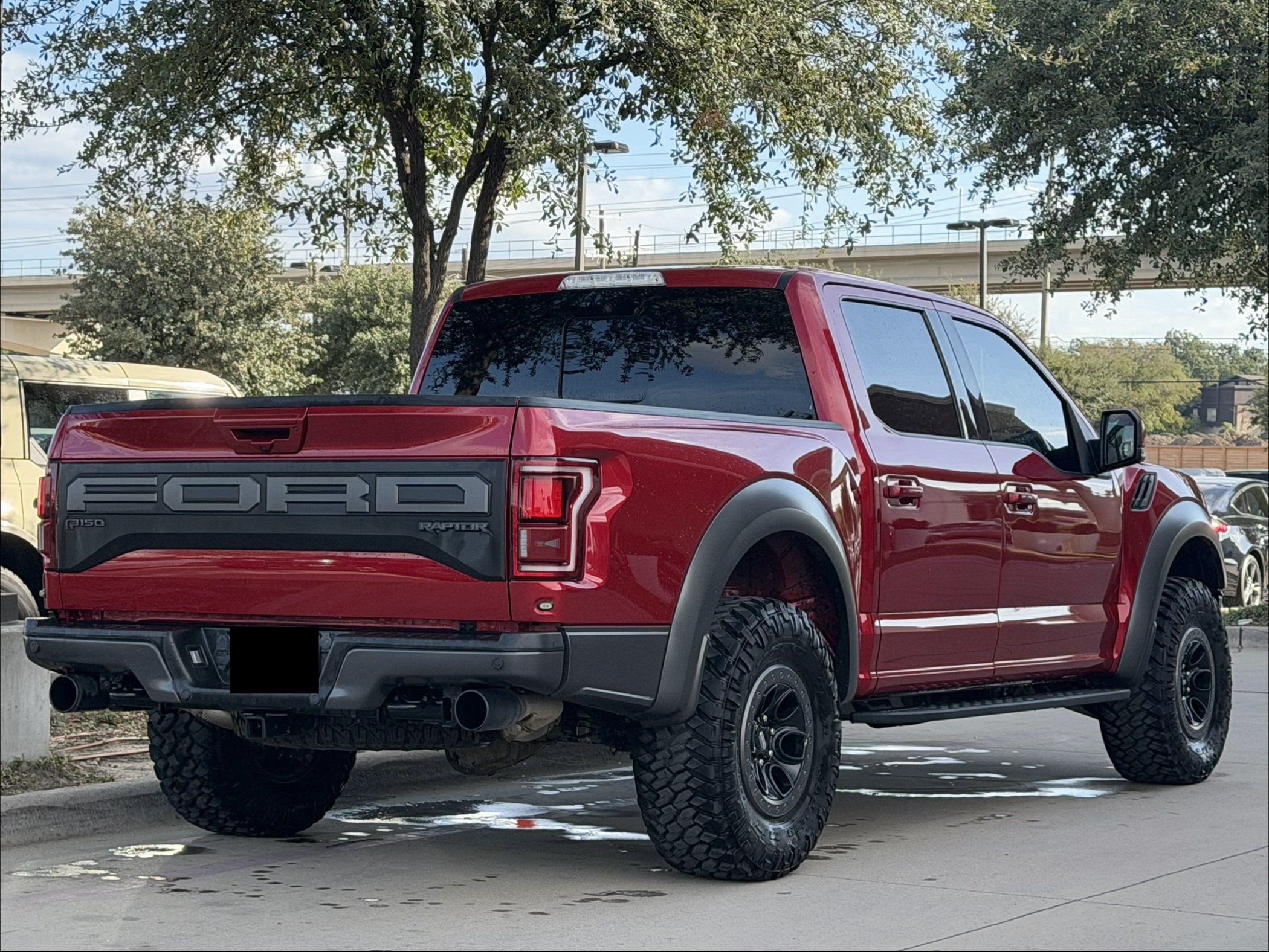 Used 2020 Ford F150 Raptor w/ Equipment Group 802A Luxury AWD/4WD image 4