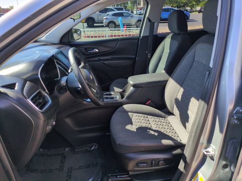 Used 2024 Chevrolet Equinox LT AWD/4WD image 9