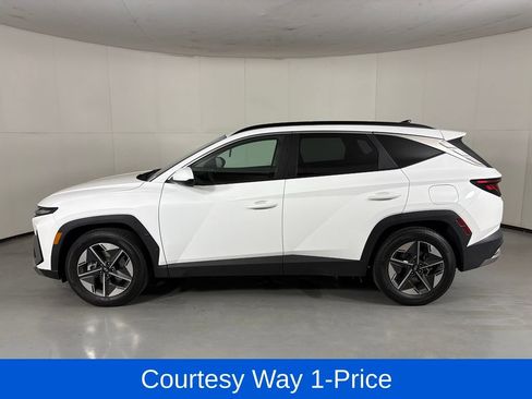 Used 2025 Hyundai Tucson SEL FWD image 6