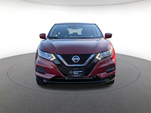Used 2020 Nissan Rogue Sport S image 2