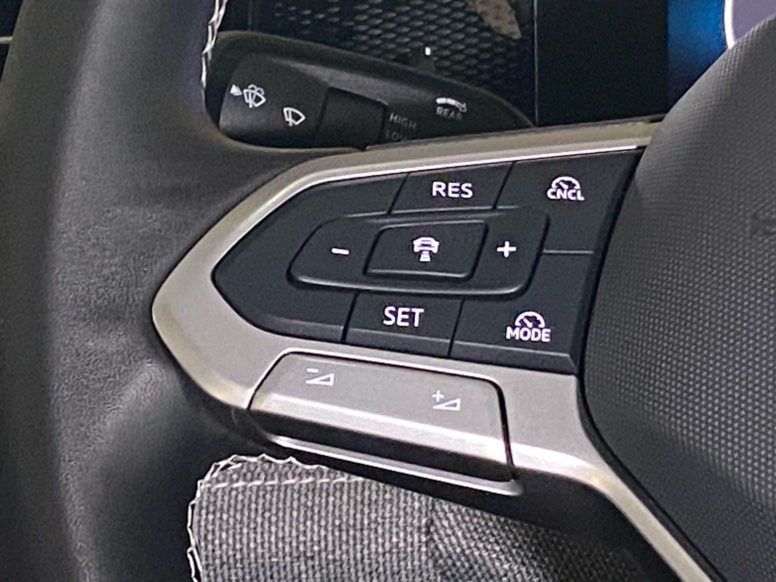 Certified 2026 Volkswagen Tiguan S FWD image 7