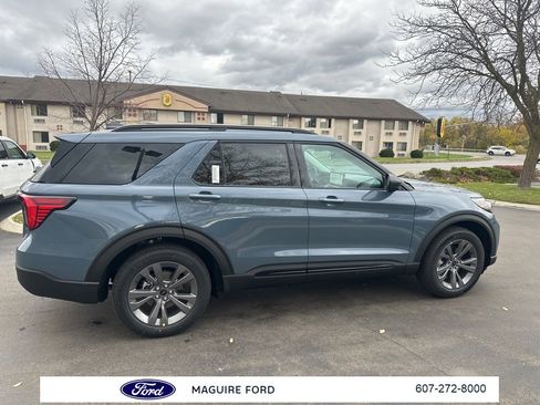 New 2026 Ford Explorer Active w/ Active Comfort Package image 4