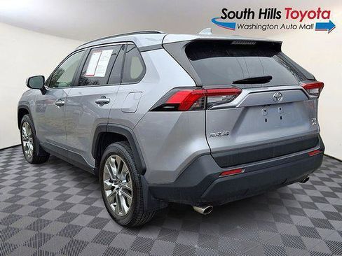 Certified 2020 Toyota RAV4 XLE Premium AWD/4WD image 4