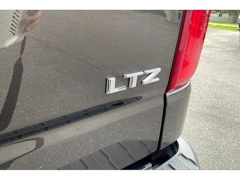 Used 2021 Chevrolet Silverado 1500 LTZ image 8