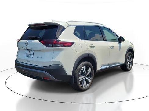 Used 2023 Nissan Rogue SL w/ SL Premium Package AWD/4WD image 4