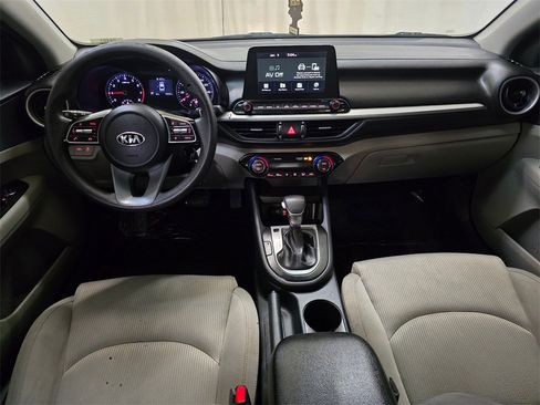 Used 2019 Kia Forte LXS image 19