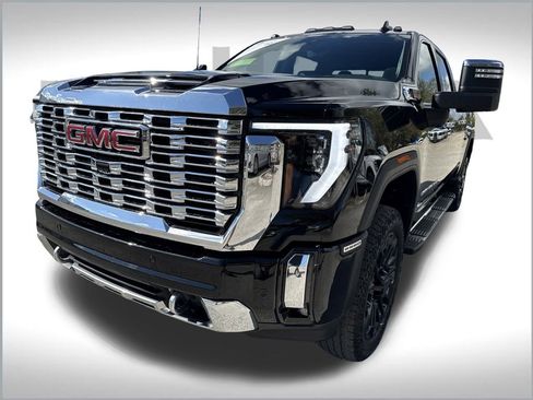 Used 2024 GMC Sierra 2500 Denali w/ Denali Reserve Package image 11