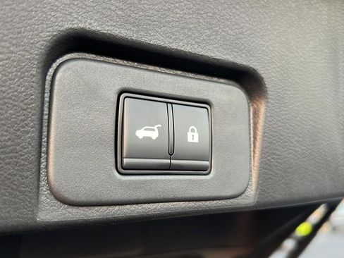 New 2026 Nissan Rogue SV image 12