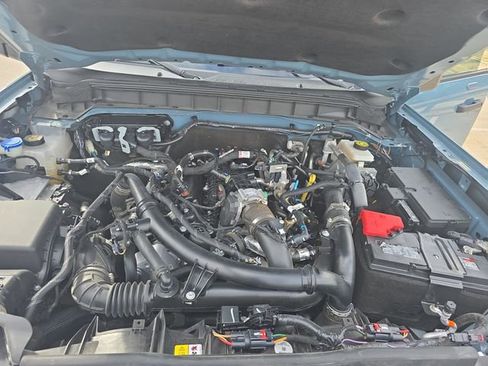 Used 2023 Ford Bronco Badlands image 31