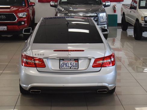 Used 2011 Mercedes-Benz E 550 Coupe image 2