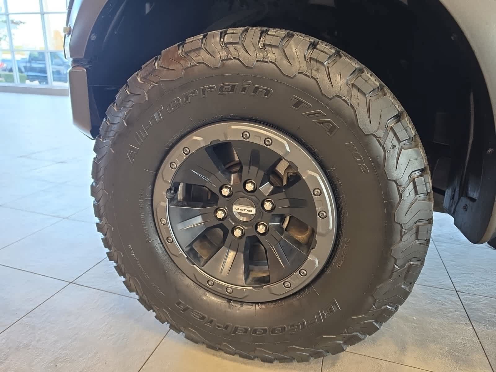 Used 2018 Ford F150 Raptor w/ Equipment Group 802A Luxury AWD/4WD image 16