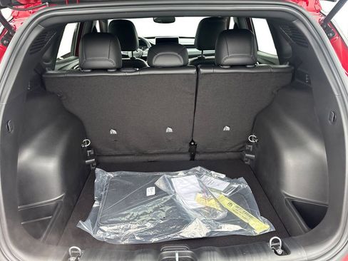 New 2026 Jeep Compass Latitude image 11