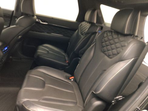 Used 2020 Hyundai Palisade Limited image 18