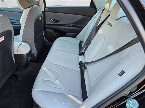 New 2026 Hyundai Elantra Limited image 11