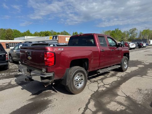 Used 2015 Chevrolet Silverado 2500 LT w/ LT Convenience Package AWD/4WD image 4