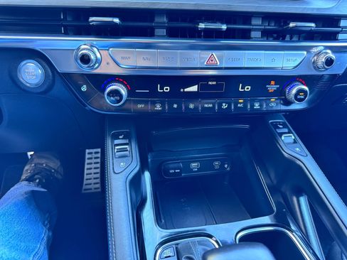 Used 2023 Kia Telluride SX X-Line image 28