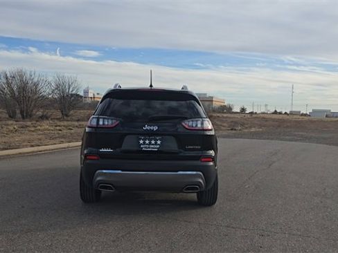 Used 2021 Jeep Cherokee Limited image 7