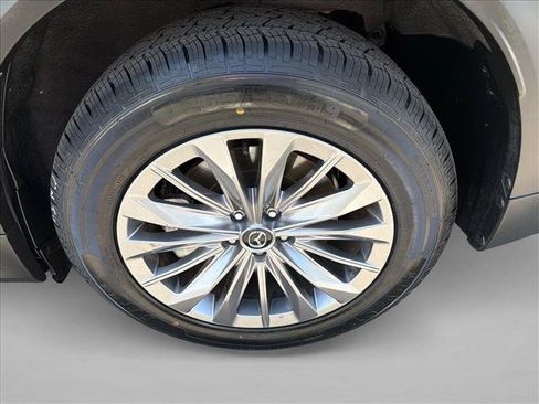 Used 2024 MAZDA CX-90 Plug-In Hybrid w/ Preferred AWD/4WD image 20