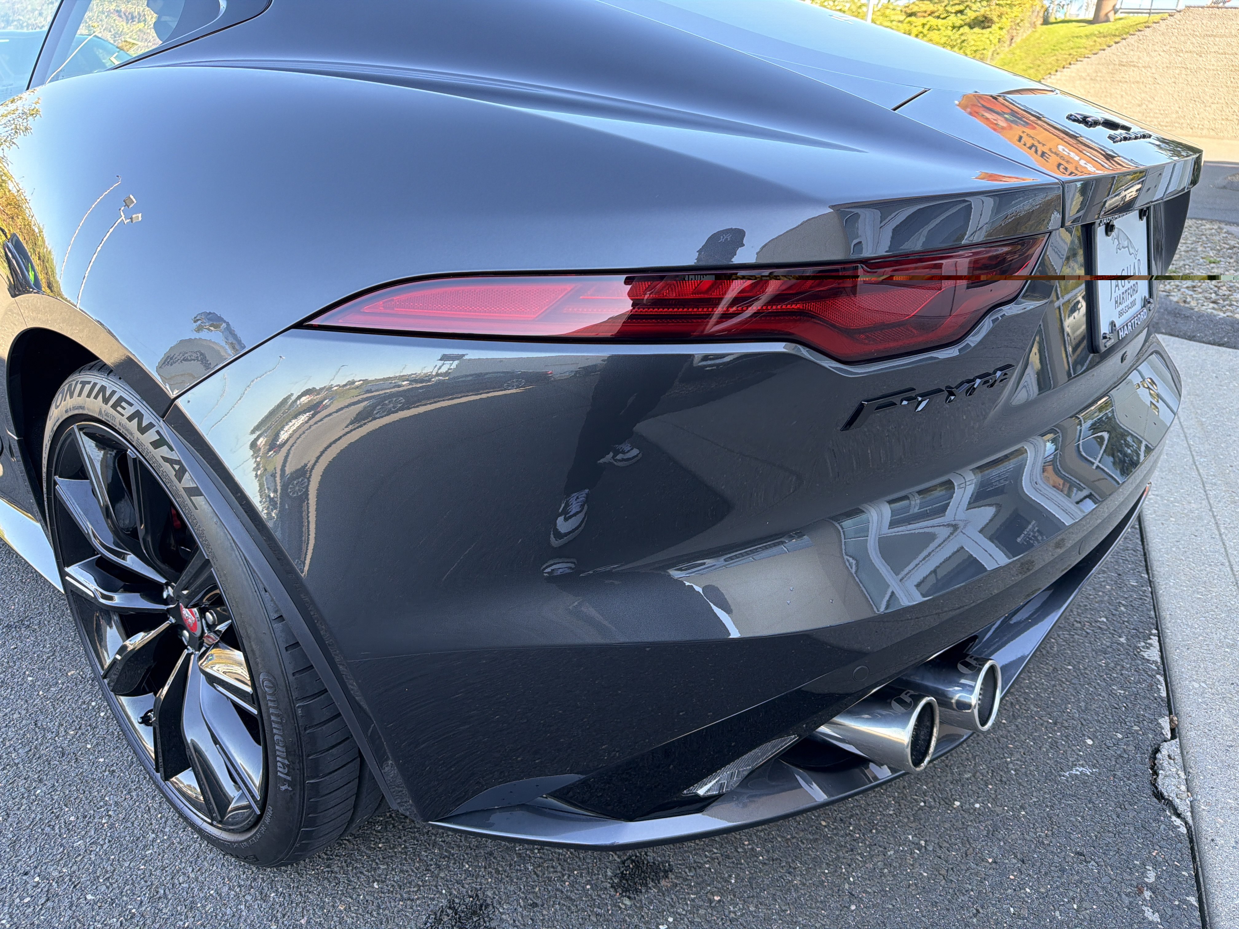 Used 2021 Jaguar F-TYPE R AWD/4WD image 15