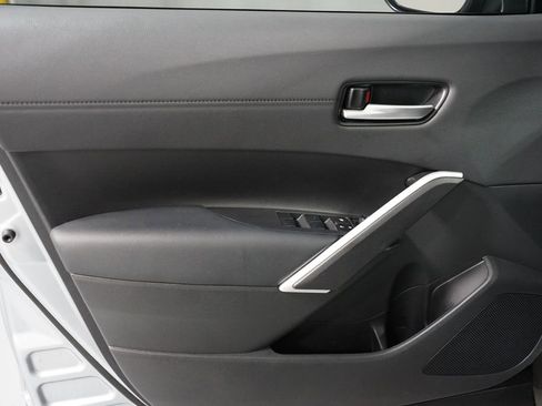 Used 2025 Toyota Corolla Cross AWD Hybrid w/ Convenience Package image 32