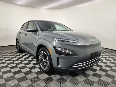 Certified 2023 Hyundai Kona SE FWD image 7