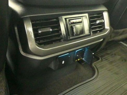 Used 2024 Ford F150 Lariat w/ Equipment Group 502A High AWD/4WD image 13