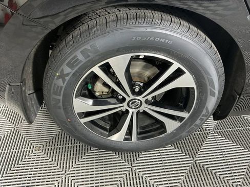 Used 2022 Nissan Sentra SV w/ All-Weather Package image 18