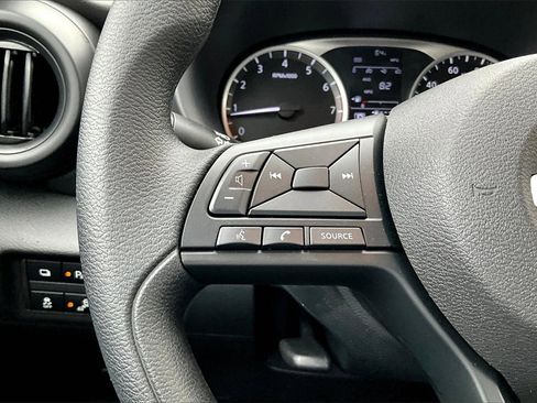 New 2025 Nissan Kicks Play S image 16
